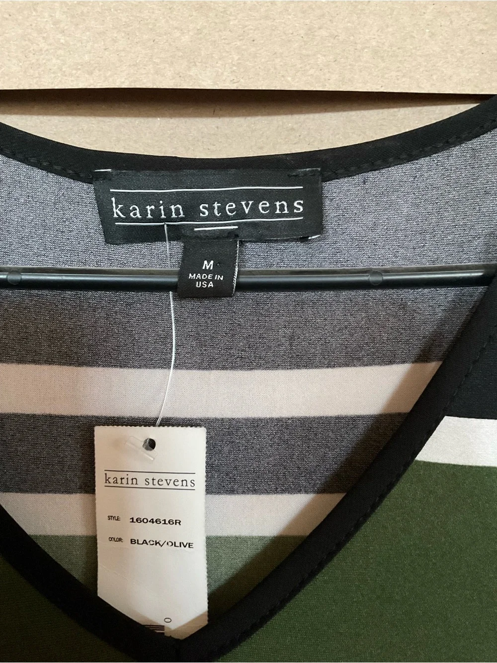 Karen Stevens NWT Striped V-Neck Maxi Dress in Olive, Black & White. Size M. - Picture 6 of 8